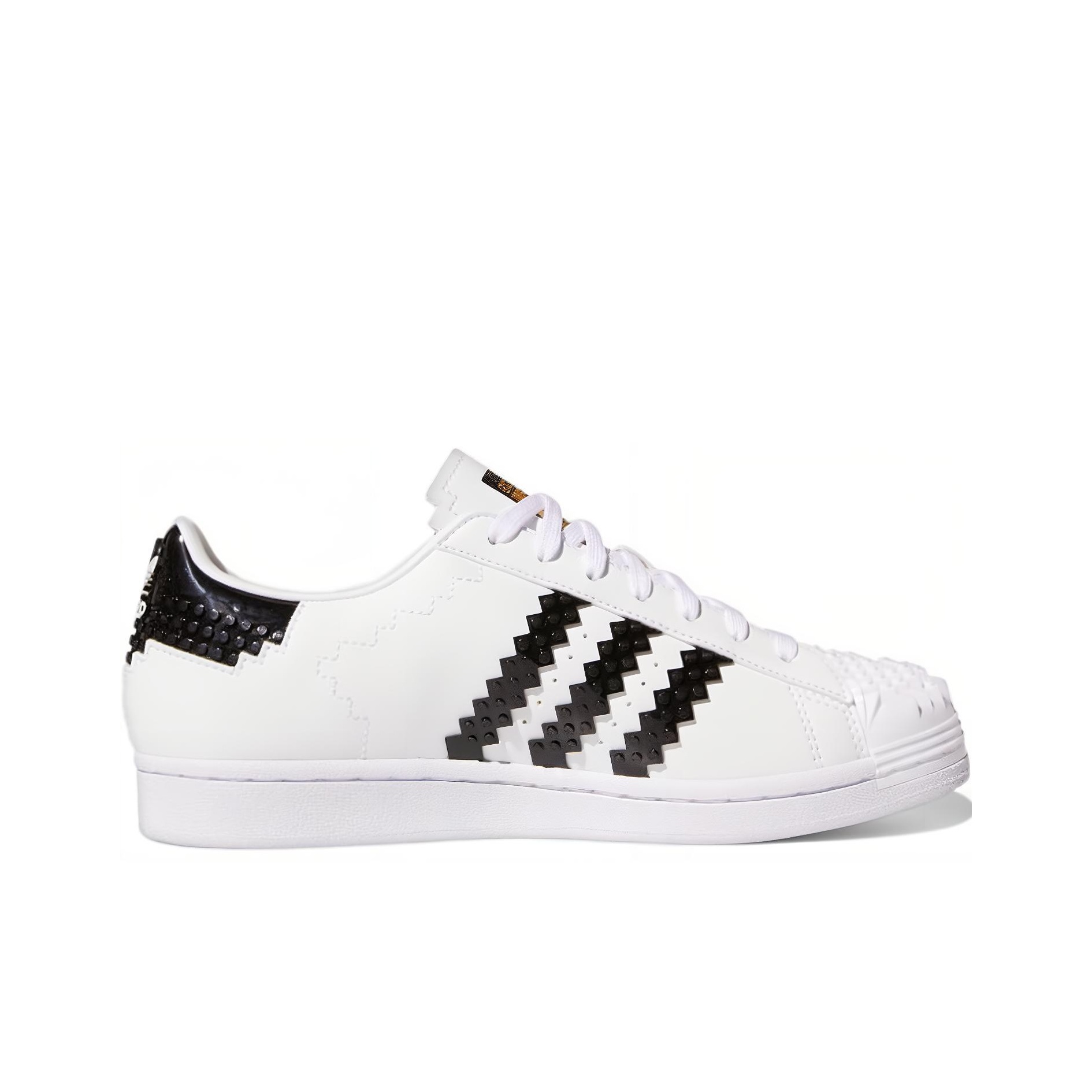 Adidas Originals x LEGO SUPERS - Adidas Shoes Superstar recensione e prezzo